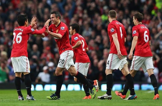 迷的瞩目下 迷的瞩目下